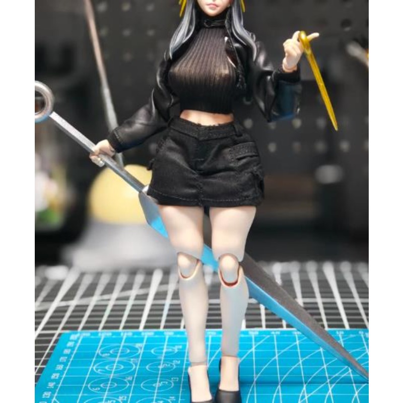 1/12 Schaal Action Figure Kort - Leather Work Japan recensie en prijs